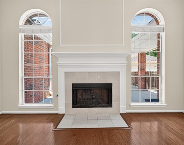 3215 Quiet Lake Drive - Photo Thumbnail 14