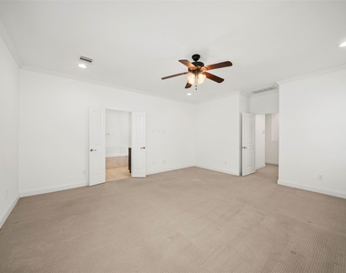 22 Hermann Park Court - Photo Thumbnail 12