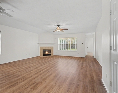 15403 Court Green Trail - Photo Thumbnail 2