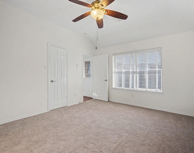 15403 Court Green Trail - Photo Thumbnail 7