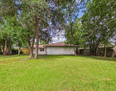 135 Highland Terrace - Photo Thumbnail 34