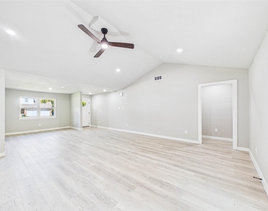 135 Highland Terrace - Photo Thumbnail 21