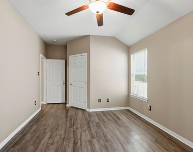 3031 Cypress Island Drive - Photo Thumbnail 5
