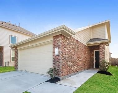17311 Desmond Street - Photo Thumbnail 1
