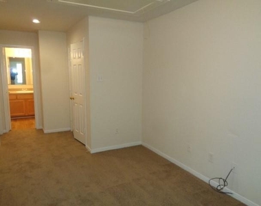 3714 Lehall St - Photo Thumbnail 15