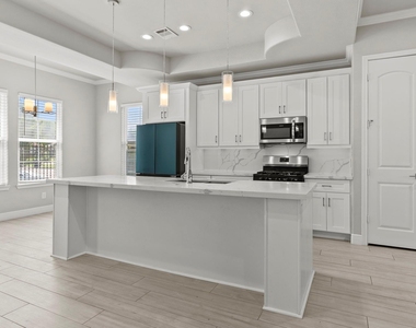 1703 Wipprecht Street - Photo Thumbnail 7