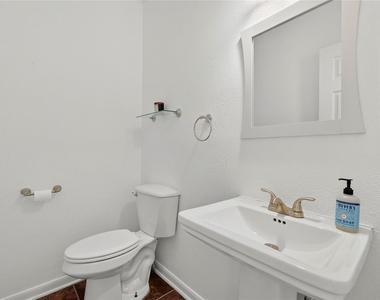 6311 Westcott Street - Photo Thumbnail 9