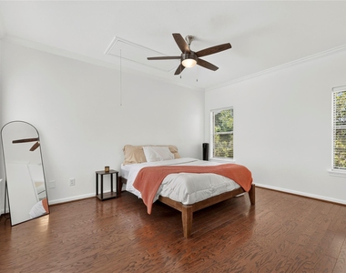 6311 Westcott Street - Photo Thumbnail 12