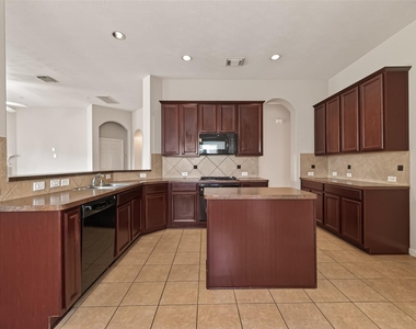 25918 Silver Timbers Lane - Photo Thumbnail 14
