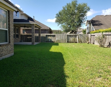 3607 Cat Springs Lane - Photo Thumbnail 34