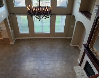3607 Cat Springs Lane - Photo Thumbnail 31