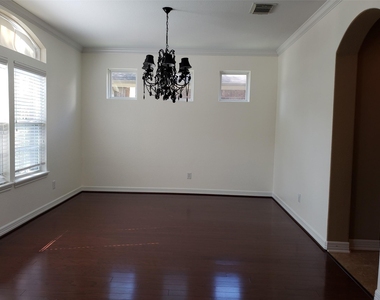 3607 Cat Springs Lane - Photo Thumbnail 5