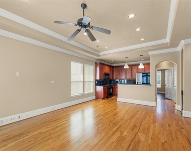 1716 Aden Drive - Photo Thumbnail 17