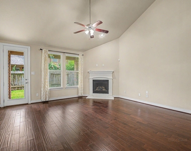 24227 Peralta Glen Lane - Photo Thumbnail 17