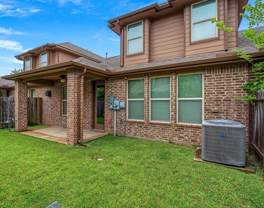 24227 Peralta Glen Lane - Photo Thumbnail 36