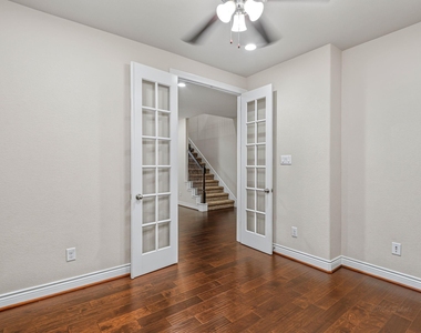 24227 Peralta Glen Lane - Photo Thumbnail 4