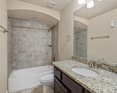 24227 Peralta Glen Lane - Photo Thumbnail 32