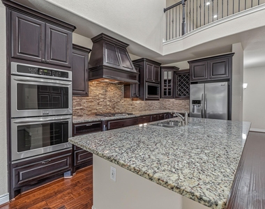 24227 Peralta Glen Lane - Photo Thumbnail 14