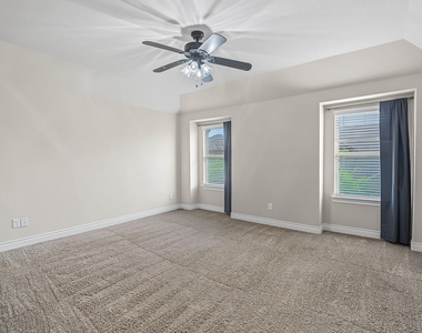 24227 Peralta Glen Lane - Photo Thumbnail 33