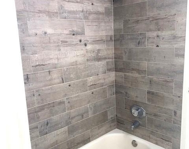 3075 Walnut Bend Lane - Photo Thumbnail 11
