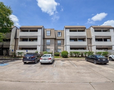 3075 Walnut Bend Lane - Photo Thumbnail 1
