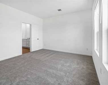 26139 Sea Rosemary Ln - Photo Thumbnail 15