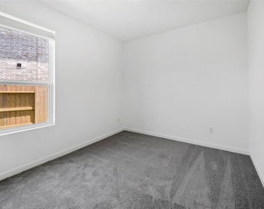 26139 Sea Rosemary Ln - Photo Thumbnail 21