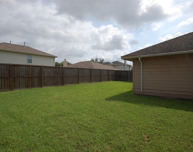 4711 Buescher Court - Photo Thumbnail 14