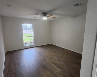 25605 Fm 2100 Road - Photo Thumbnail 7