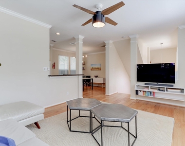 1706 Tuam Street - Photo Thumbnail 7