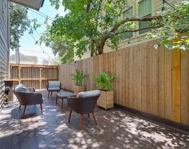 1706 Tuam Street - Photo Thumbnail 25