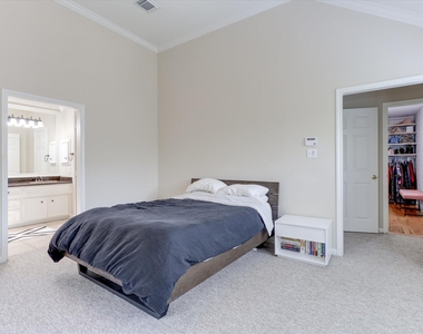 1706 Tuam Street - Photo Thumbnail 16