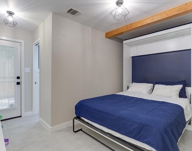 1706 Tuam Street - Photo Thumbnail 23