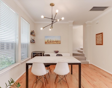 1706 Tuam Street - Photo Thumbnail 12