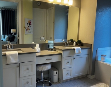 4594 Silver Moon Drive - Photo Thumbnail 10