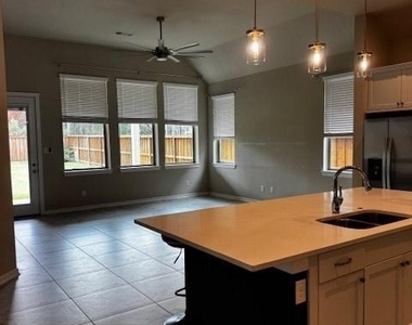 4594 Silver Moon Drive - Photo Thumbnail 6