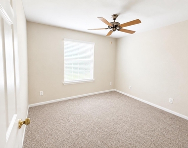 26 Prairie Oak Trail - Photo Thumbnail 7