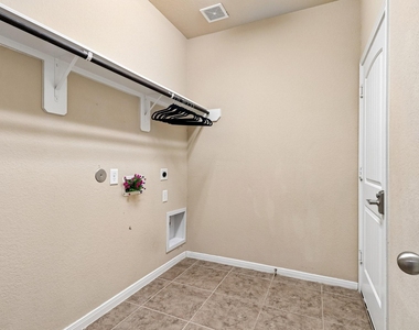 21396 Timber Lodge Lane - Photo Thumbnail 14