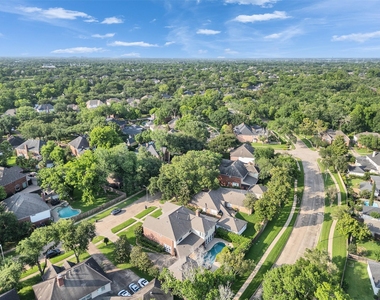 4807 Andover Street - Photo Thumbnail 3