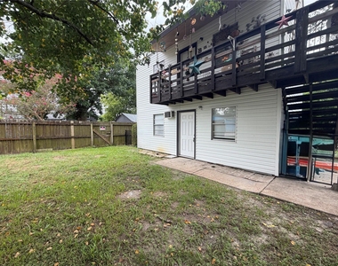 4827 Pine Avenue - Photo Thumbnail 1