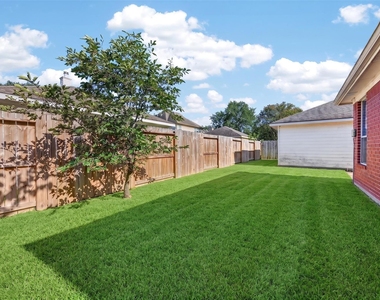 11214 Hillside Glen Trail - Photo Thumbnail 39