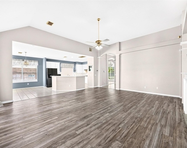 11214 Hillside Glen Trail - Photo Thumbnail 11
