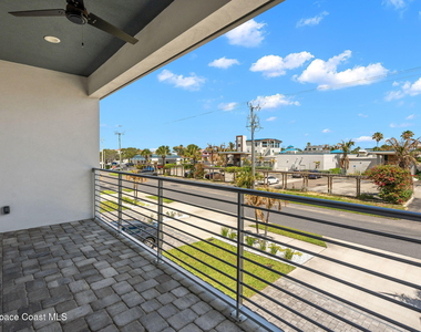 223 6th Avenue - Photo Thumbnail 14
