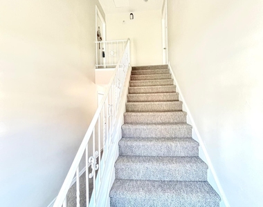 925 Palm Springs Boulevard - Photo Thumbnail 1
