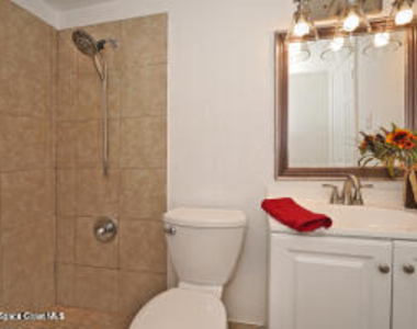2575 1st Avenue Ne - Photo Thumbnail 7