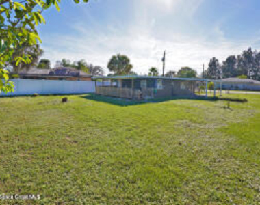 2575 1st Avenue Ne - Photo Thumbnail 13
