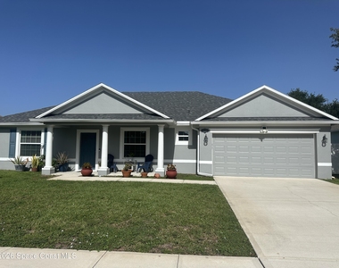 1133 Morgan Circle Ne - Photo Thumbnail 1