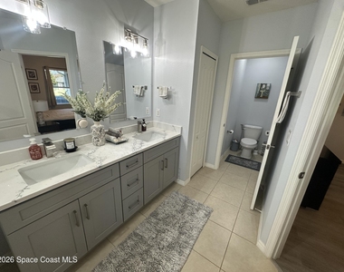 1133 Morgan Circle Ne - Photo Thumbnail 7