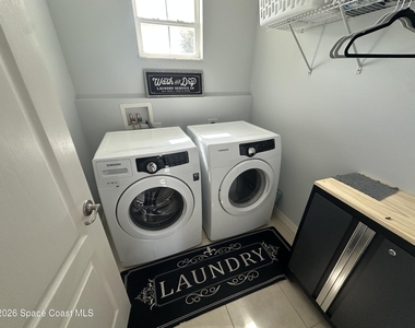 1133 Morgan Circle Ne - Photo Thumbnail 13