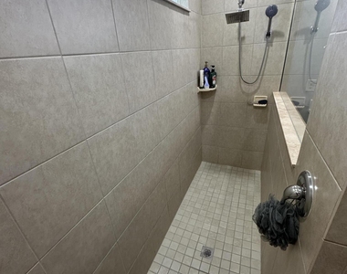 1133 Morgan Circle Ne - Photo Thumbnail 8
